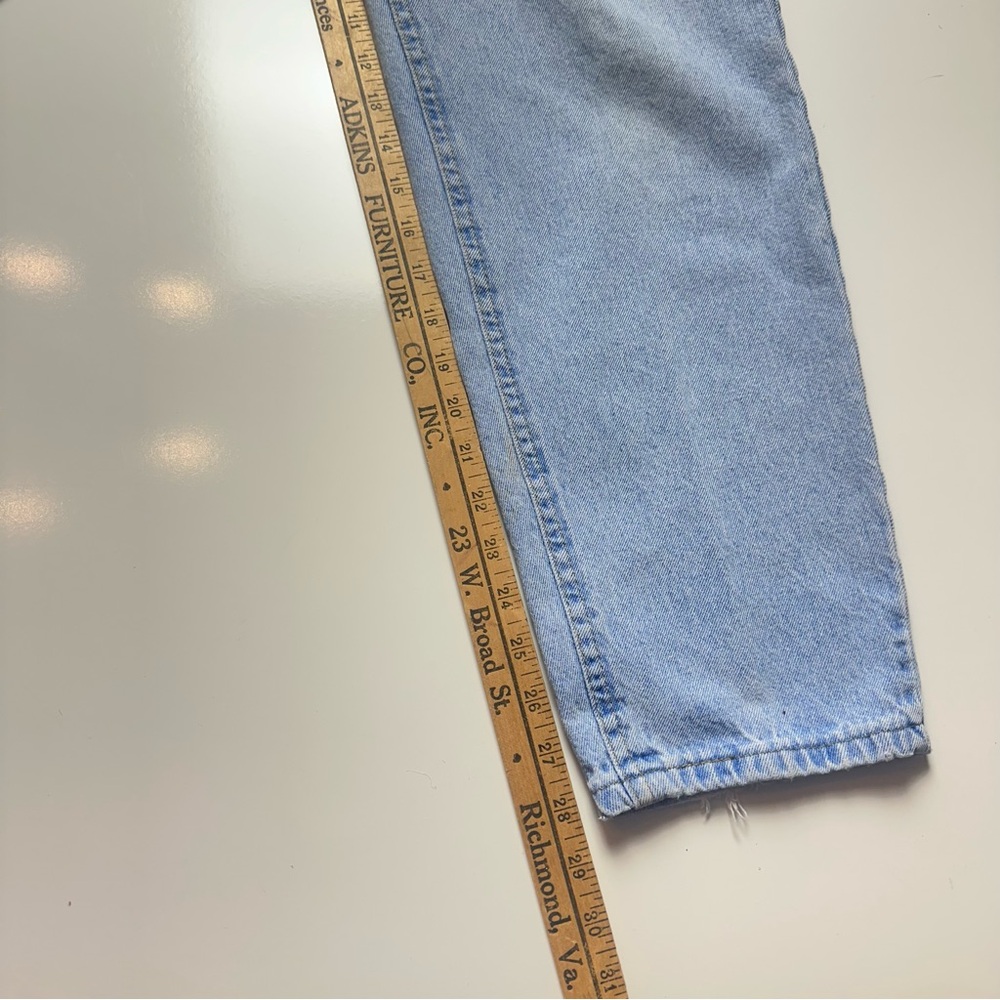 90s Y2K Dad Jeans Light Wash | Relaxed Straight Denim · Riders by Lee - Picture 9 of 13
